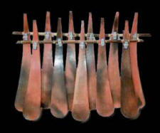 Sculpture by Susana Arias, musical instrument, link to sculpture page